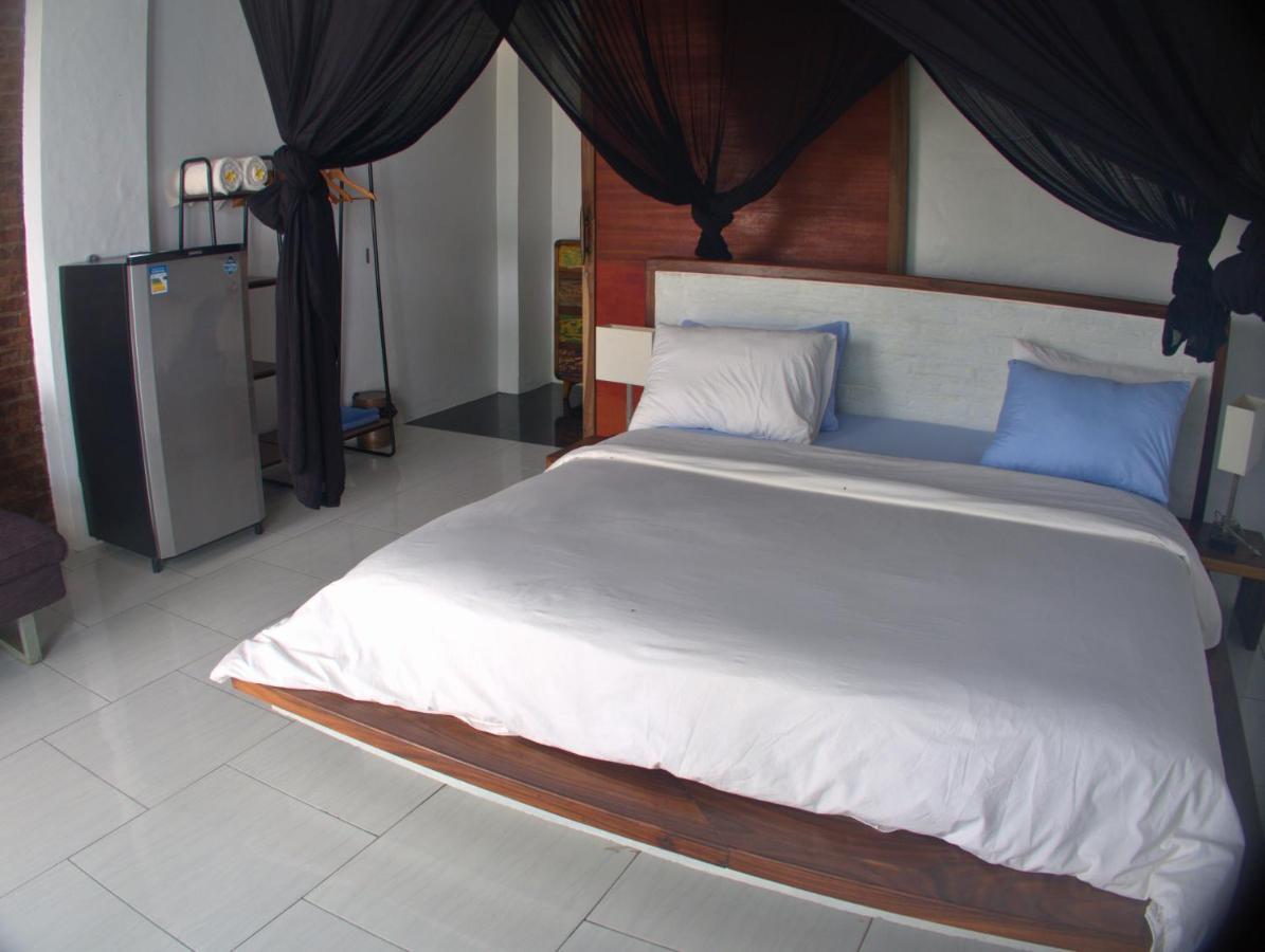 3 Waves Hotel Huu Extérieur photo