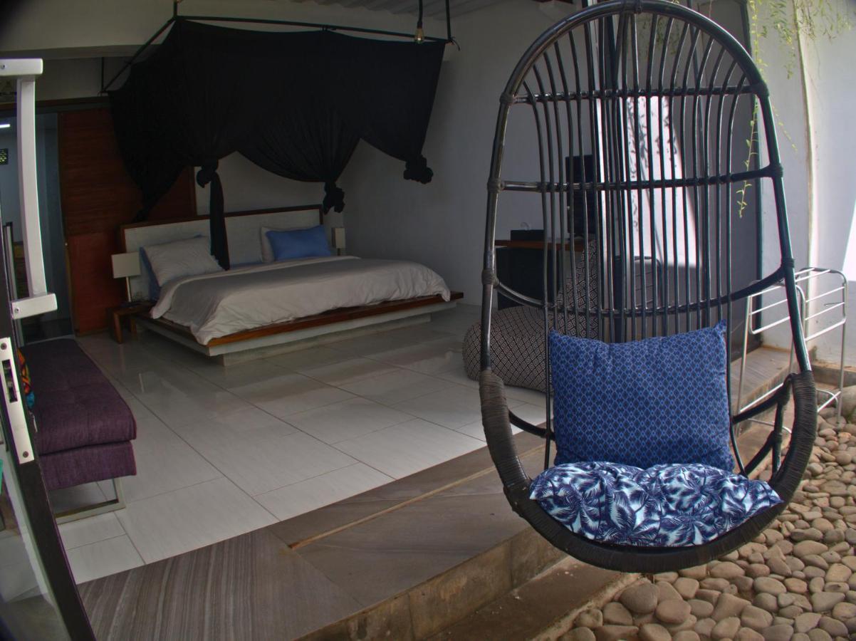3 Waves Hotel Huu Extérieur photo